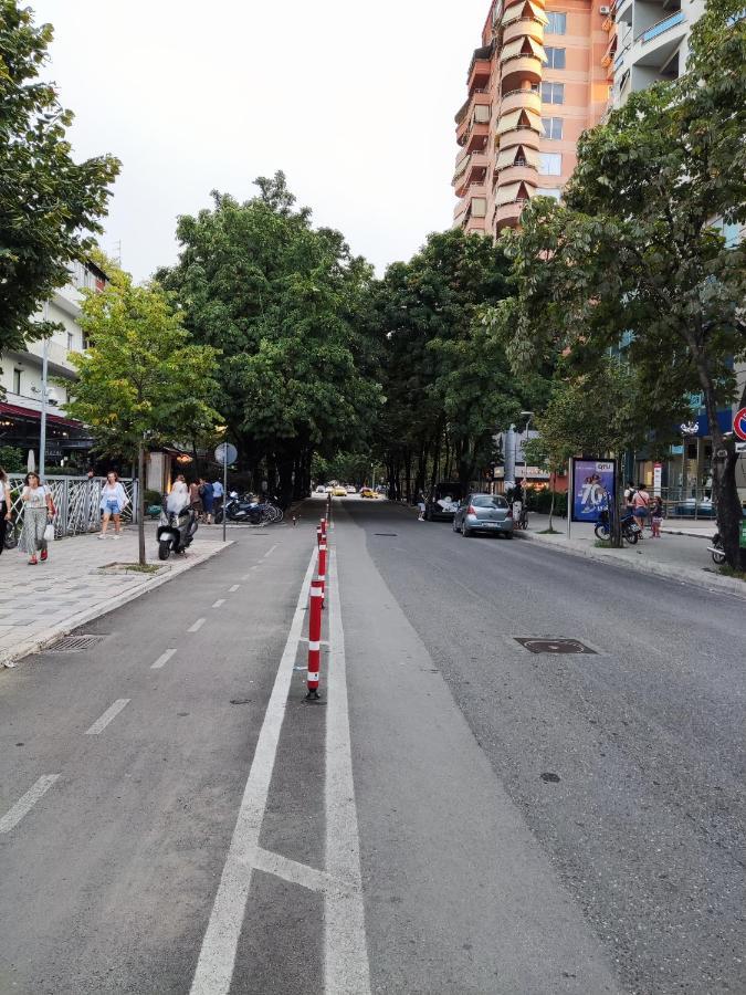 Laiola Apartment Τίρανα Εξωτερικό φωτογραφία