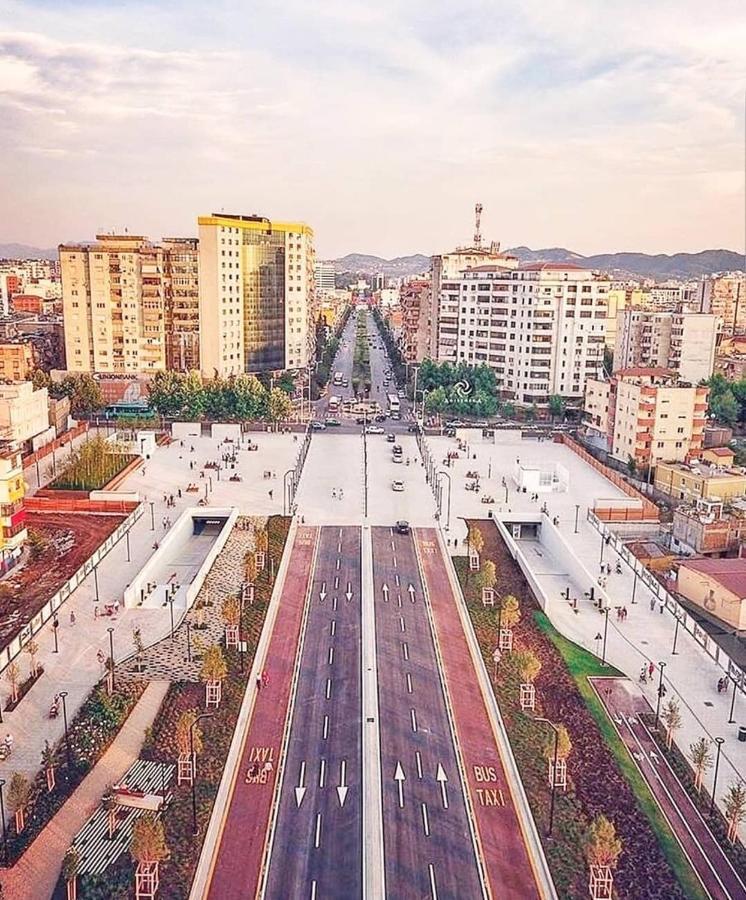Laiola Apartment Τίρανα Εξωτερικό φωτογραφία